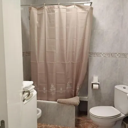 Two Minutes Beach 4th Floor, Torremolinos, Wifi, Kitchen. Two Beds *